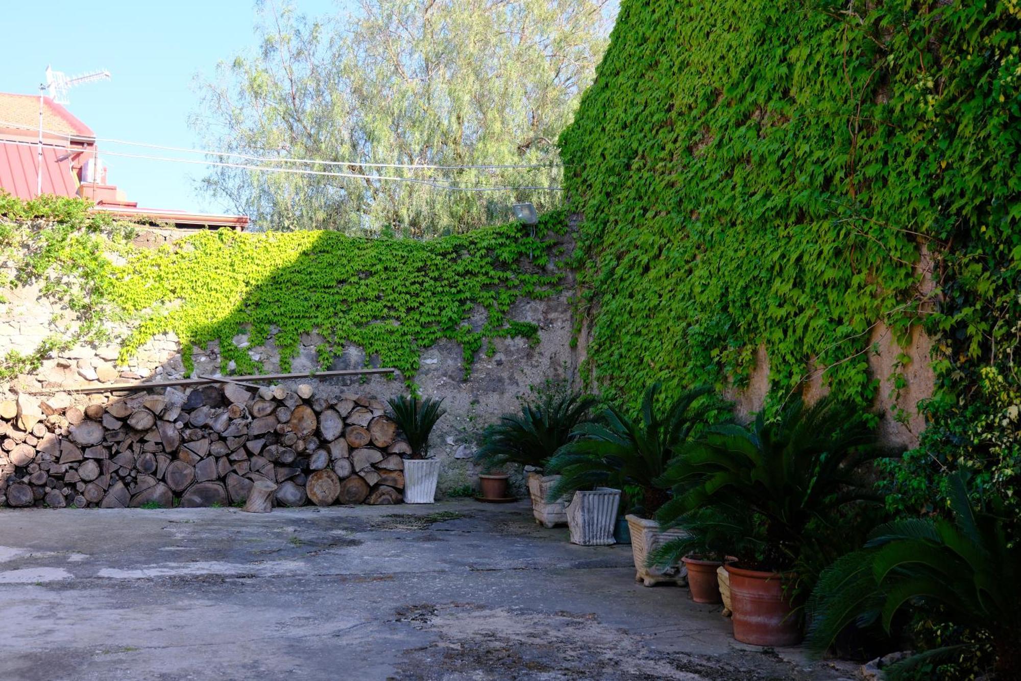 Conte Spencer Bed and Breakfast Caserta Vecchia Εξωτερικό φωτογραφία