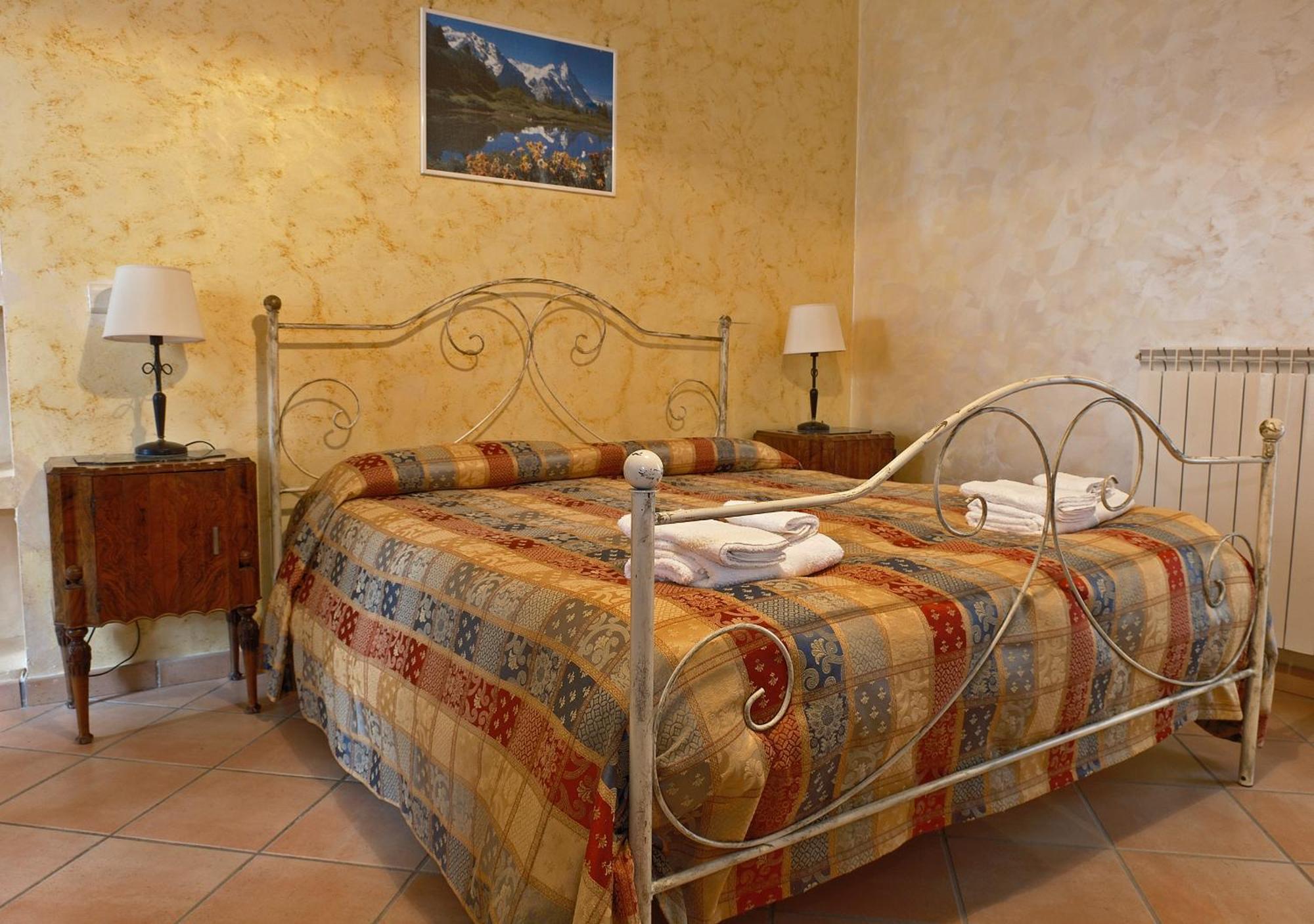 Conte Spencer Bed and Breakfast Caserta Vecchia Εξωτερικό φωτογραφία